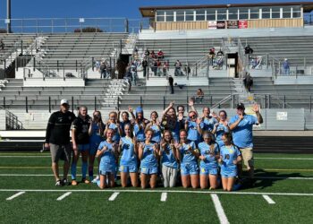 Oak Glen Girls Have Their Eye on the Prize.