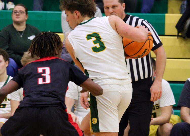 Big Reds Pressure Wears On Bruins