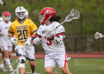 Andersson Scores Four Goals as Men’s Lacrosse Drops Opener to Roberts Wesleyan