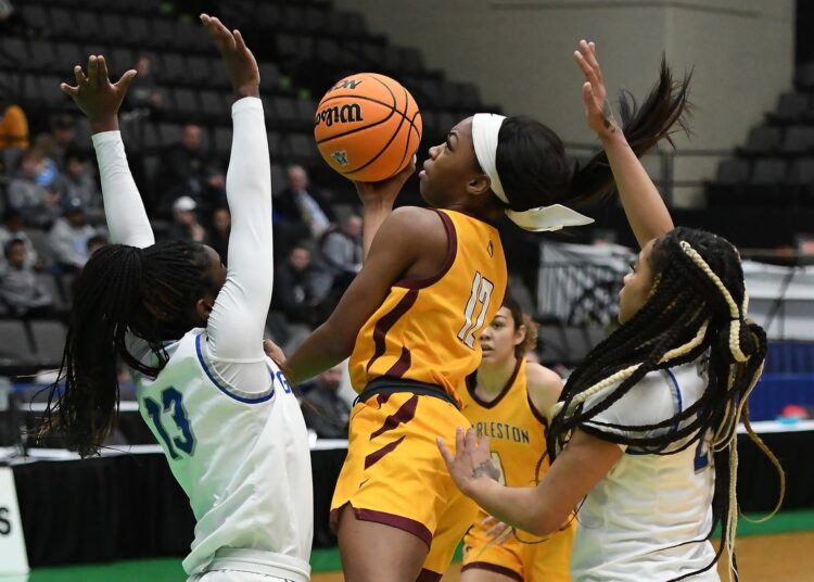 Glenville State Rallies to Win MEC Women’s Basketball Title