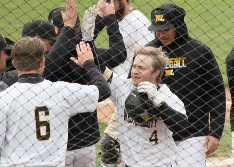 Hilltopper Bats Booming in Road Win Over Vulcans