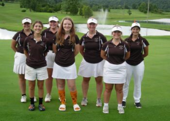 Lady Monarchs Tee Off