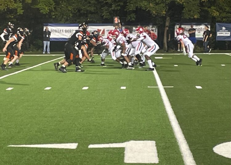 Linsly Comes Up Short on Homecoming Night