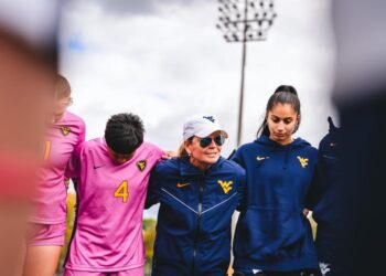 Izzo-Brown Inks Five on National Signing Day